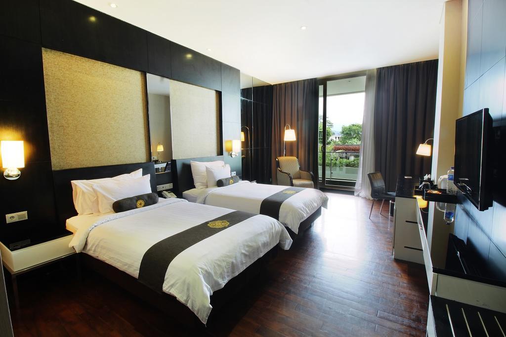 Java Heritage Hotel Purwokerto Esterno foto